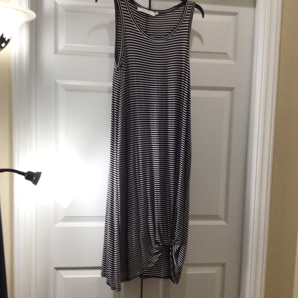 Sleeveless Black and White Striped Midi Dress with Front Twist A.Ok Evolution